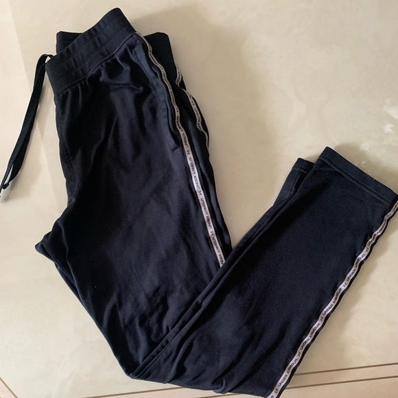 Under Armour Men’s Joggers - Picture 2 of 16